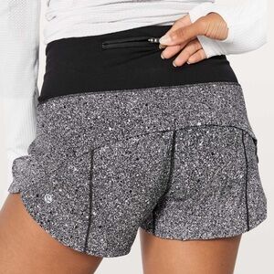 Lululemon High Rise Speed Up Shorts 2.5”